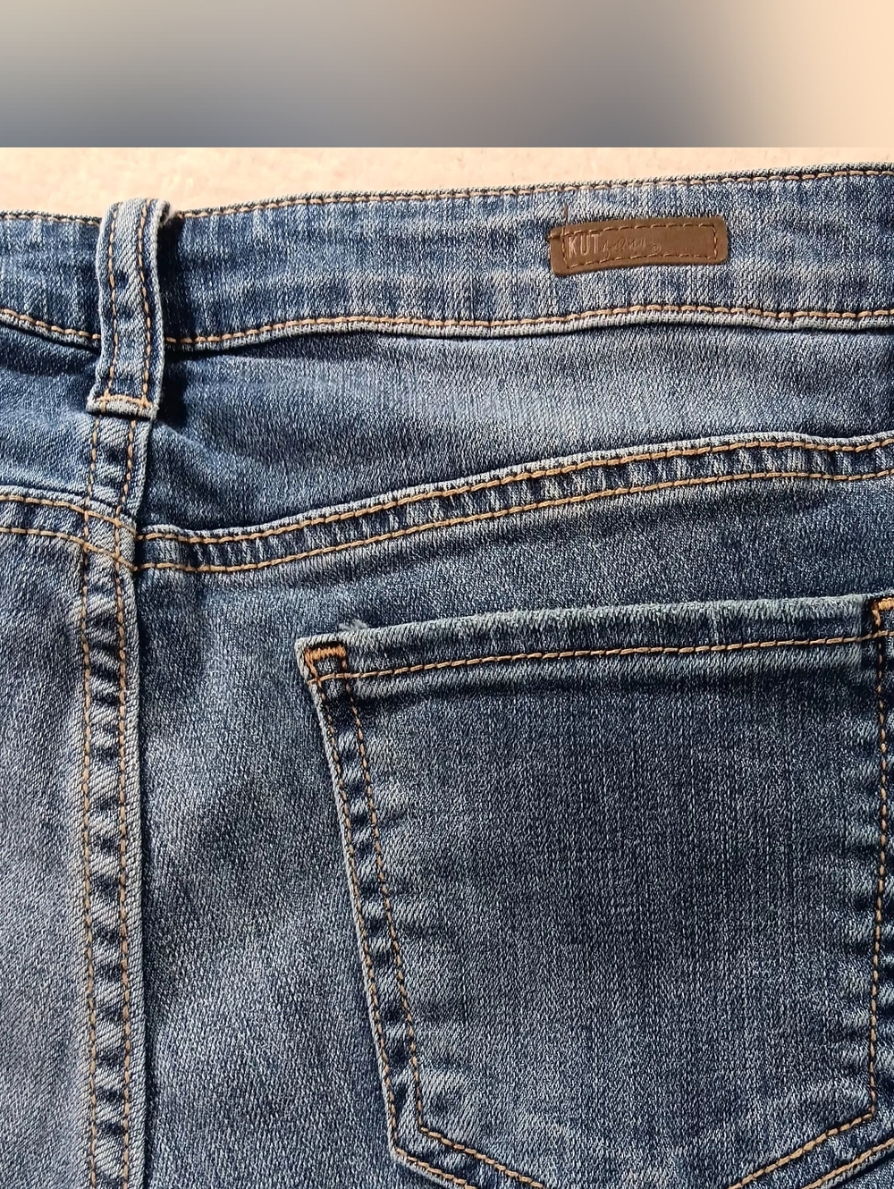 Kut from the Kloth Womens Sz 2 Catherine Boyfriend Shorts Bermuda Jean Jorts - Picture 5 of 8